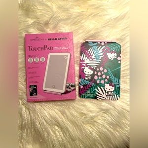 IMPRESSIONS HELLO KITTY MINI TRI-TONE LED MAKEUP MIRROR